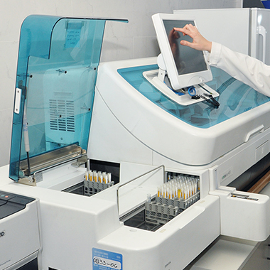 Autoanalizador clínico del Laboratorio D'Agostino-Bruno